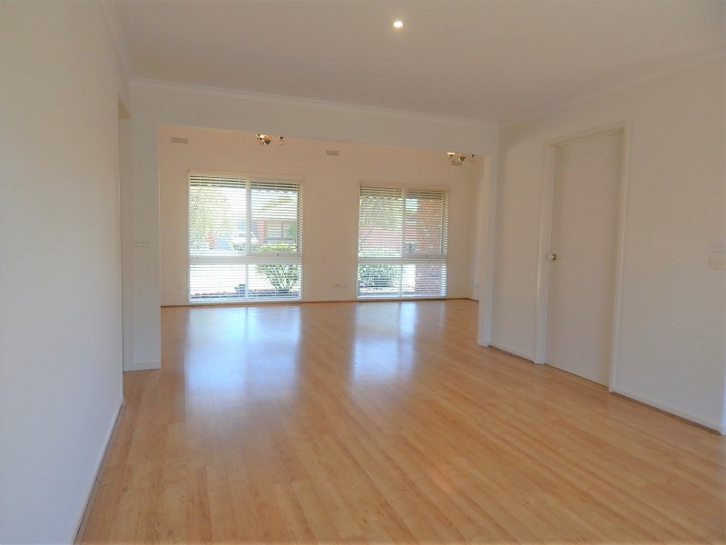 14 Jacksons Road, Chelsea VIC 3196