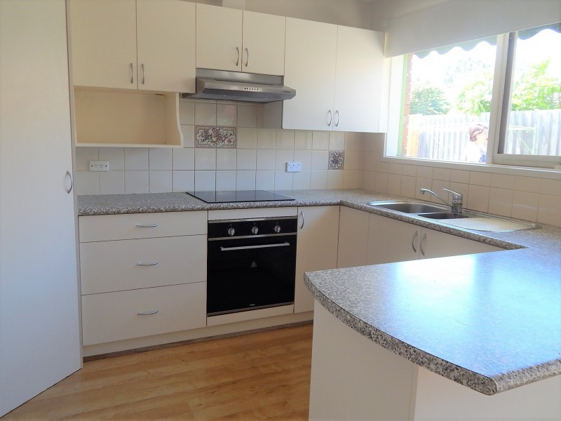 14 Jacksons Road, Chelsea VIC 3196