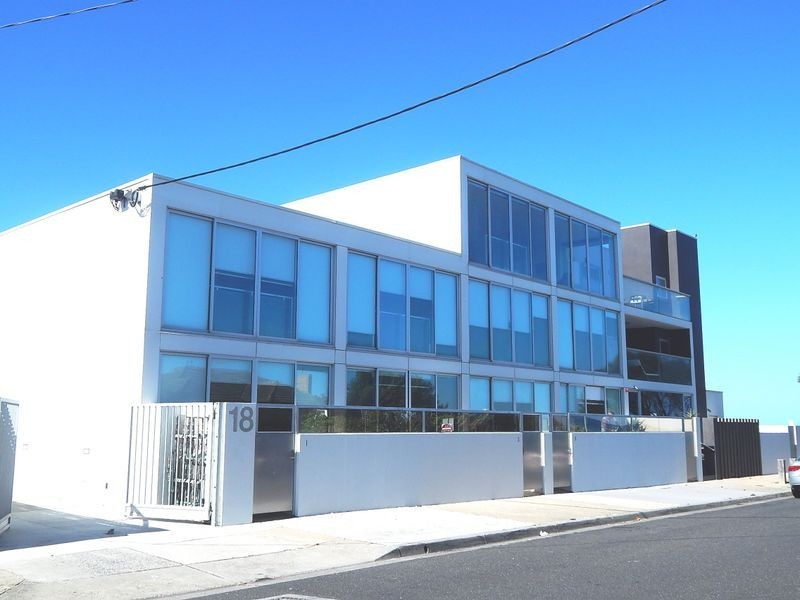 11/18 Avondale Avenue, Chelsea VIC 3196