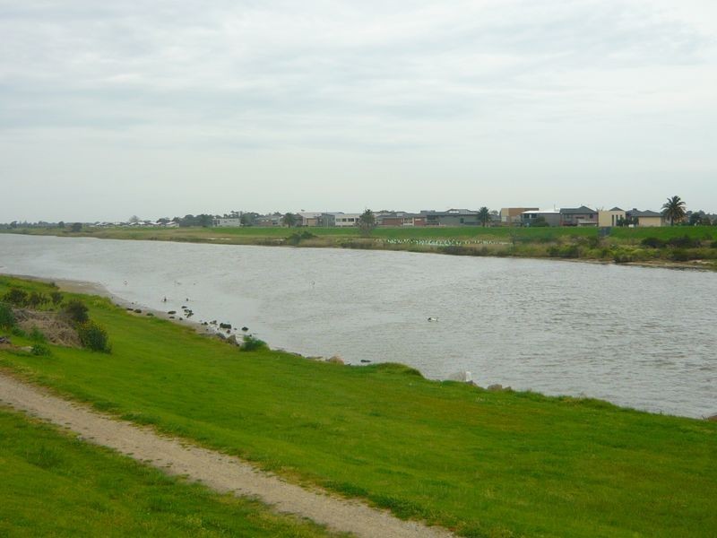 9 Starboard Lane, Patterson Lakes VIC 3197