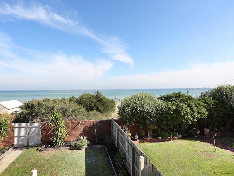 3/16 Turakina Avenue, Edithvale VIC 3196