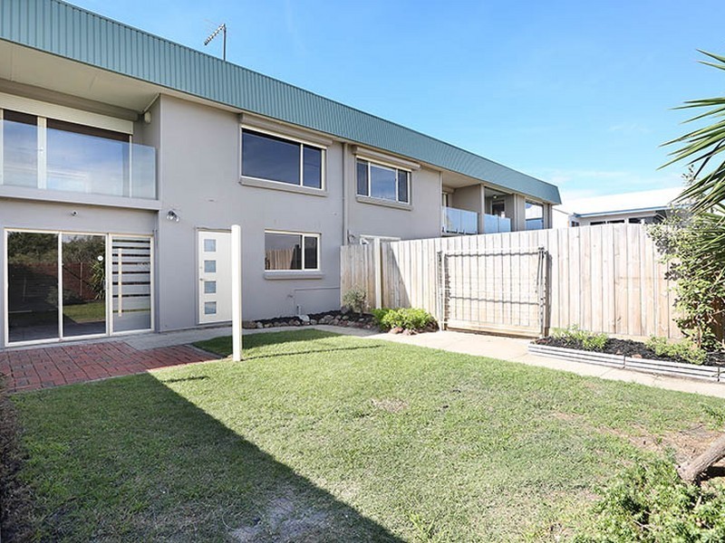 3/16 Turakina Avenue, Edithvale VIC 3196