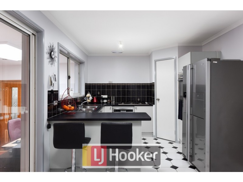 23 Palm Way, Narre Warren South VIC 3805