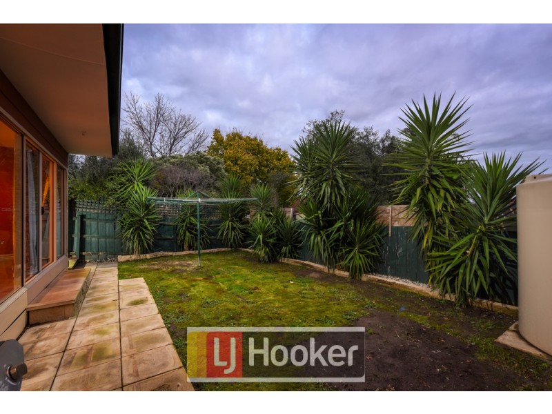 23 Palm Way, Narre Warren South VIC 3805