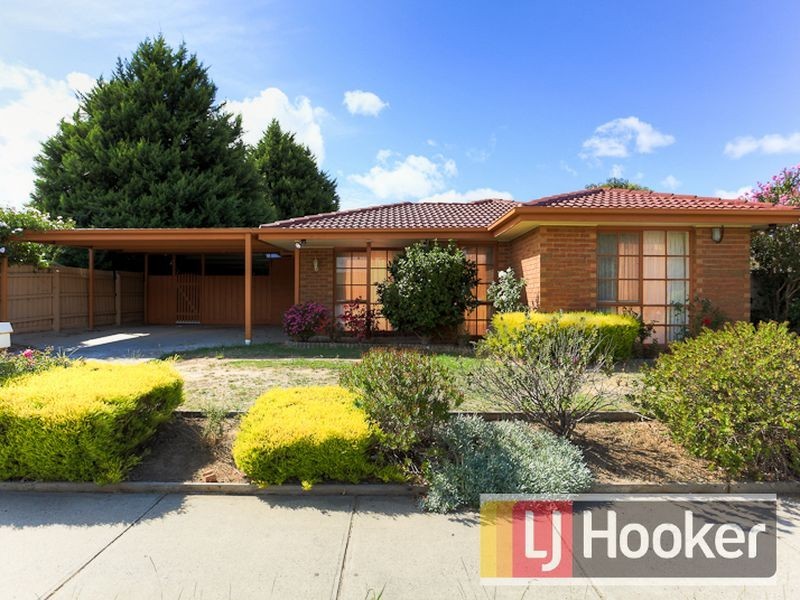 2 Cottswold Avenue, Narre Warren VIC 3805
