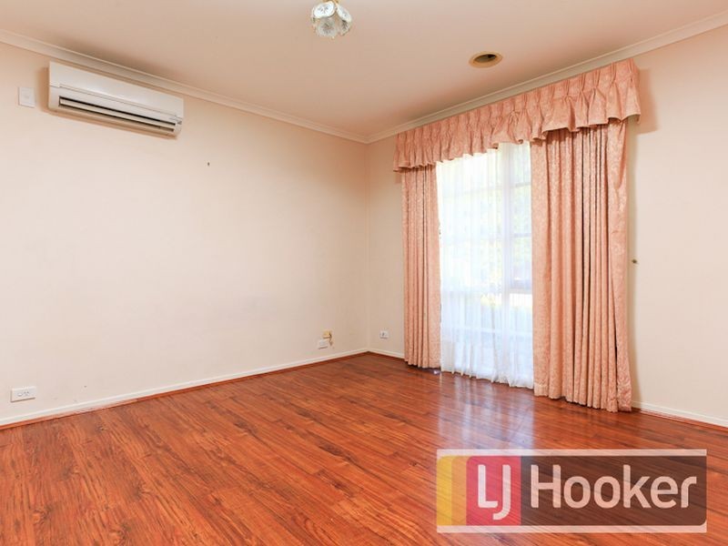 2 Cottswold Avenue, Narre Warren VIC 3805