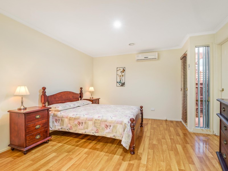 44 Lighthorse Crescent, Narre Warren South VIC 3805