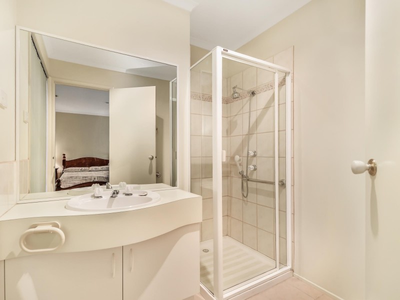 44 Lighthorse Crescent, Narre Warren South VIC 3805