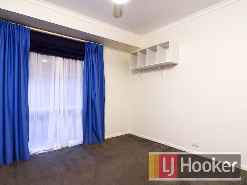 16 Nana Walk, Narre Warren South VIC 3805