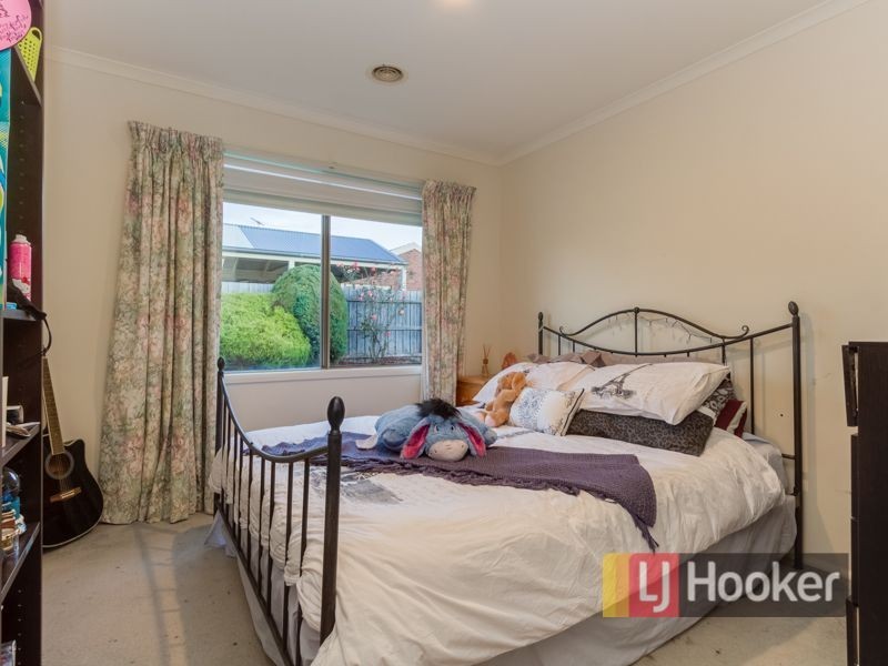 56 Galloway Drive, Narre Warren South VIC 3805
