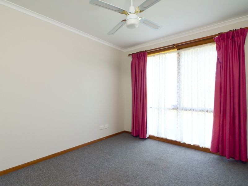 28 Lesley Drive, Hampton Park VIC 3976