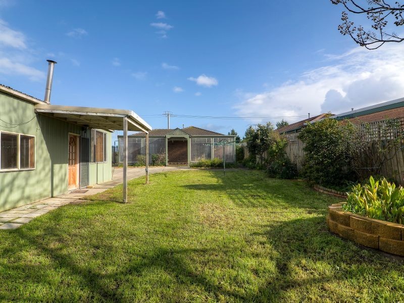 28 Lesley Drive, Hampton Park VIC 3976