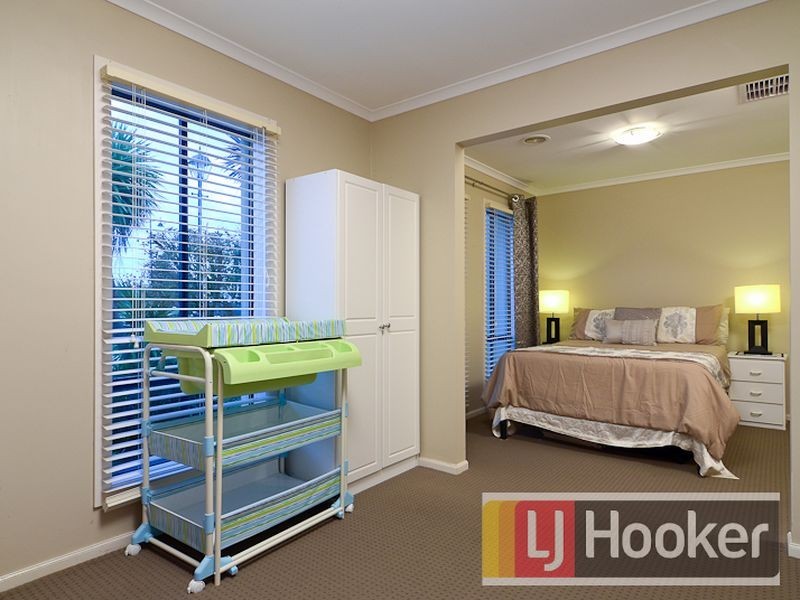 20 Pevensey Drive, Narre Warren South VIC 3805