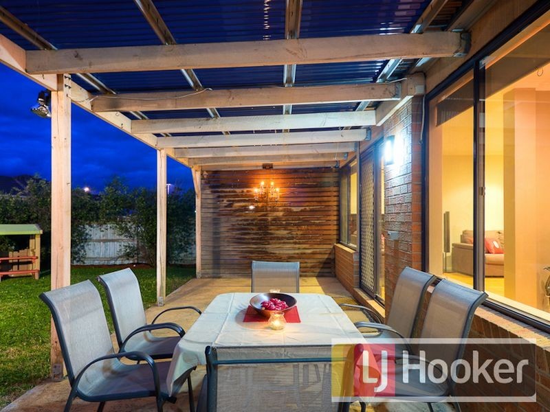 20 Pevensey Drive, Narre Warren South VIC 3805