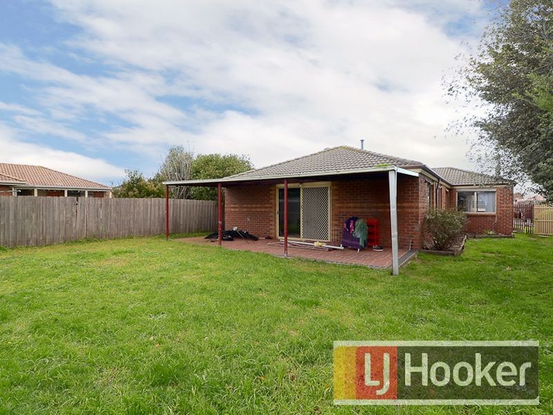 5 Clement Court, Narre Warren South VIC 3805