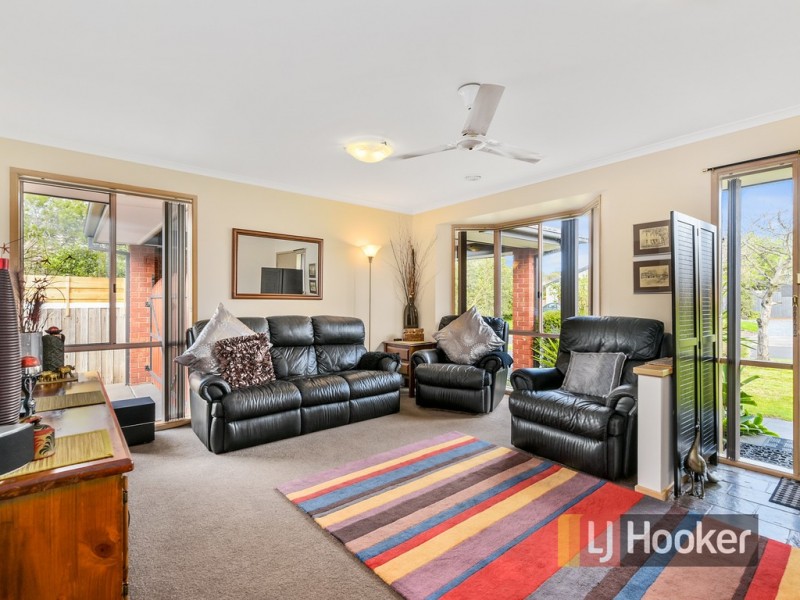 2 Oldhome Court, Narre Warren South VIC 3805