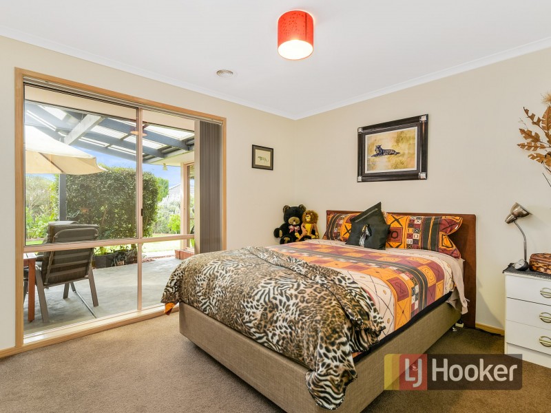 2 Oldhome Court, Narre Warren South VIC 3805