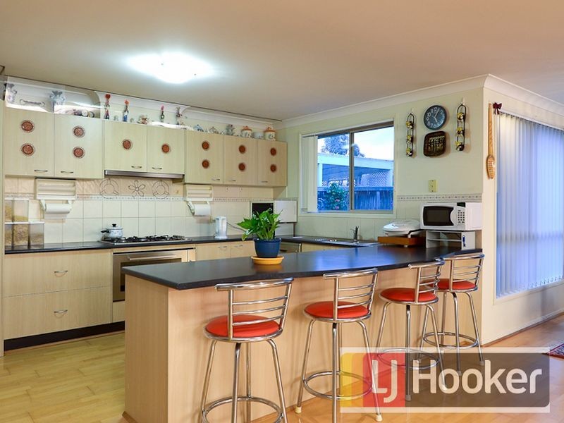 80 Robinswood Parade, Narre Warren South VIC 3805