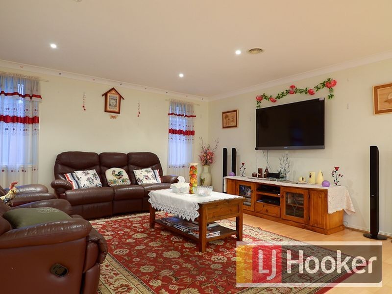 80 Robinswood Parade, Narre Warren South VIC 3805