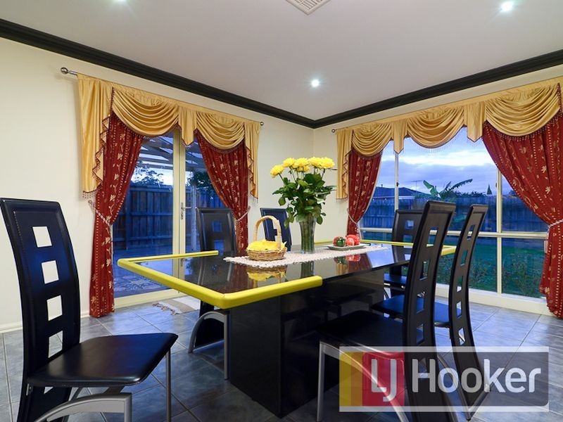 8 Tegans Close, Hallam VIC 3803