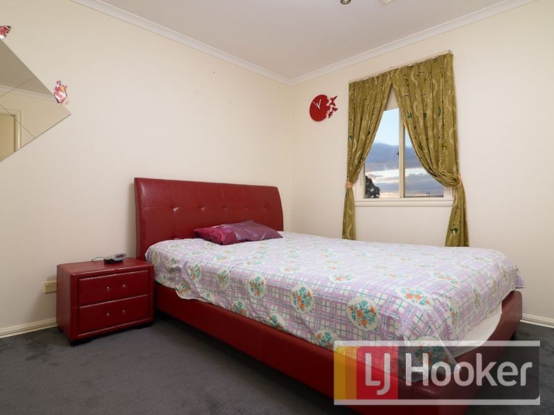 8 Tegans Close, Hallam VIC 3803