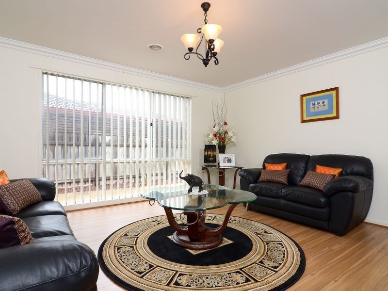 9 Allara Drive, Hampton Park VIC 3976