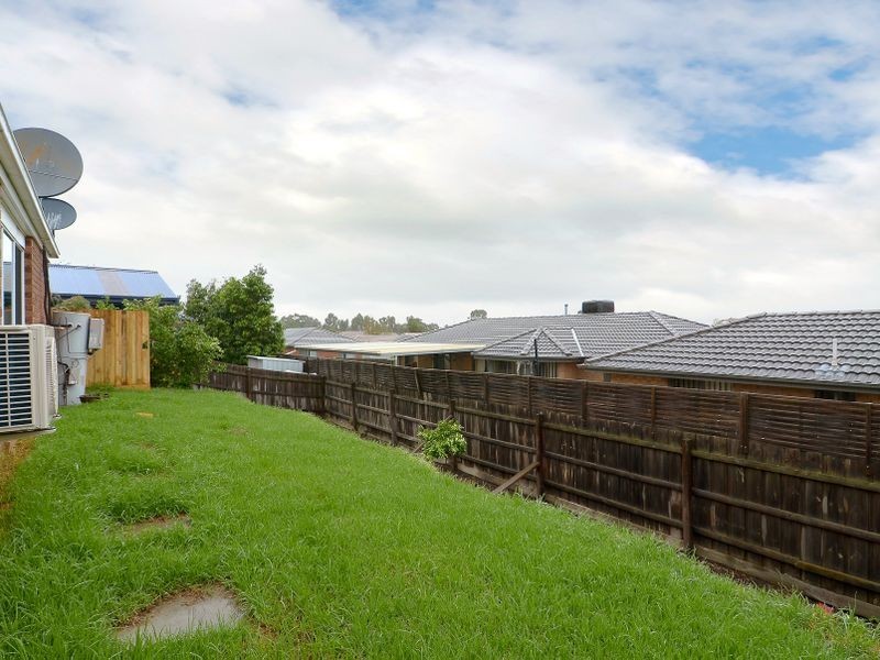 9 Allara Drive, Hampton Park VIC 3976