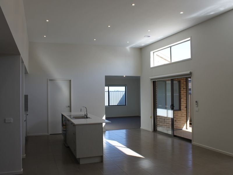 5 Haflinger Avenue, Clyde North VIC 3978