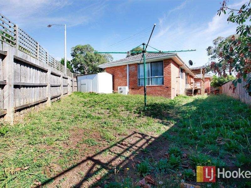 12 Bill Place, Hampton Park VIC 3976