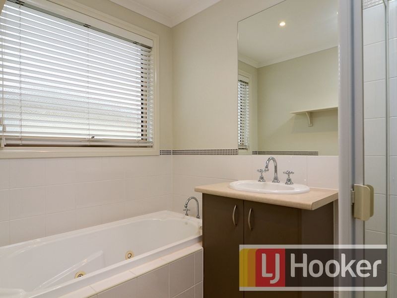 57 Amhurst Drive, Narre Warren South VIC 3805