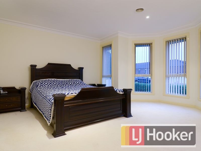 16 Tegans Close, Hallam VIC 3803
