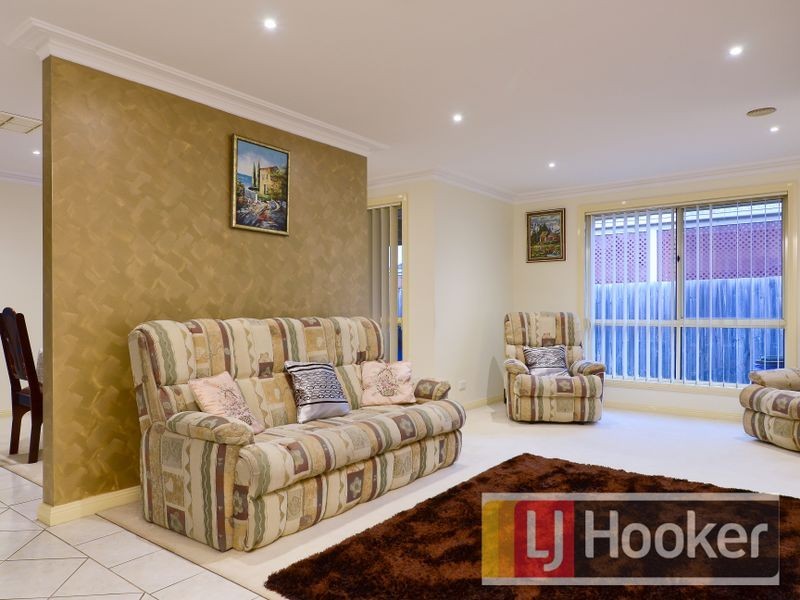 16 Tegans Close, Hallam VIC 3803