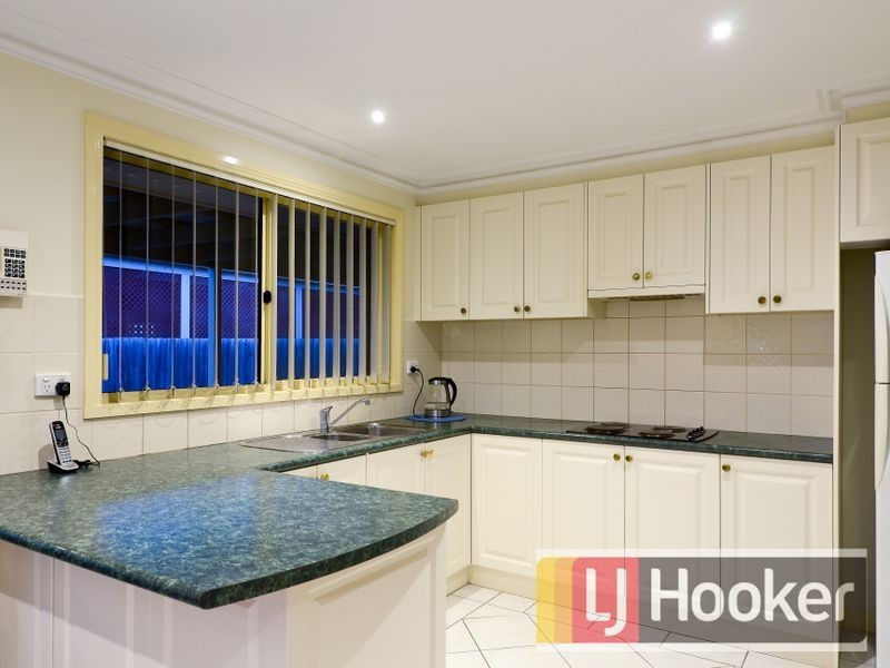 16 Tegans Close, Hallam VIC 3803