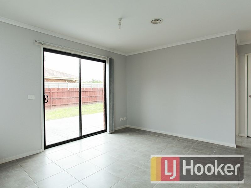 2 Ingel Place, Hampton Park VIC 3976