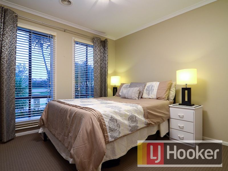 20 Pevensey Drive, Narre Warren South VIC 3805