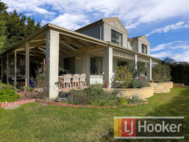 28 Hickory Drive, Narre Warren South VIC 3805