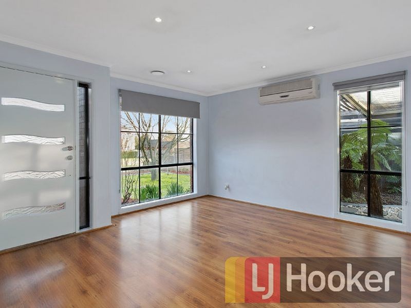 26 Lighthorse Crescent, Narre Warren South VIC 3805