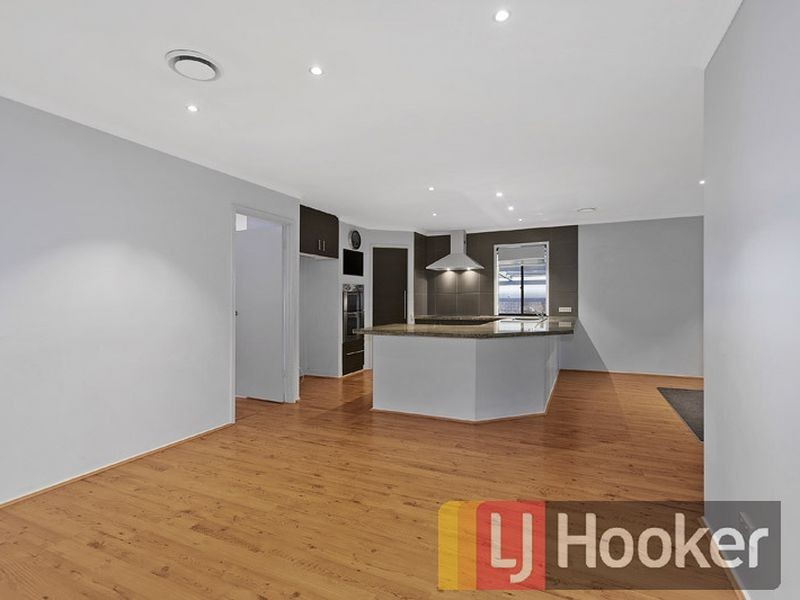 26 Lighthorse Crescent, Narre Warren South VIC 3805