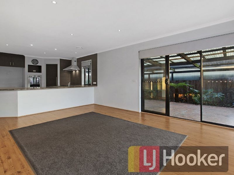 26 Lighthorse Crescent, Narre Warren South VIC 3805