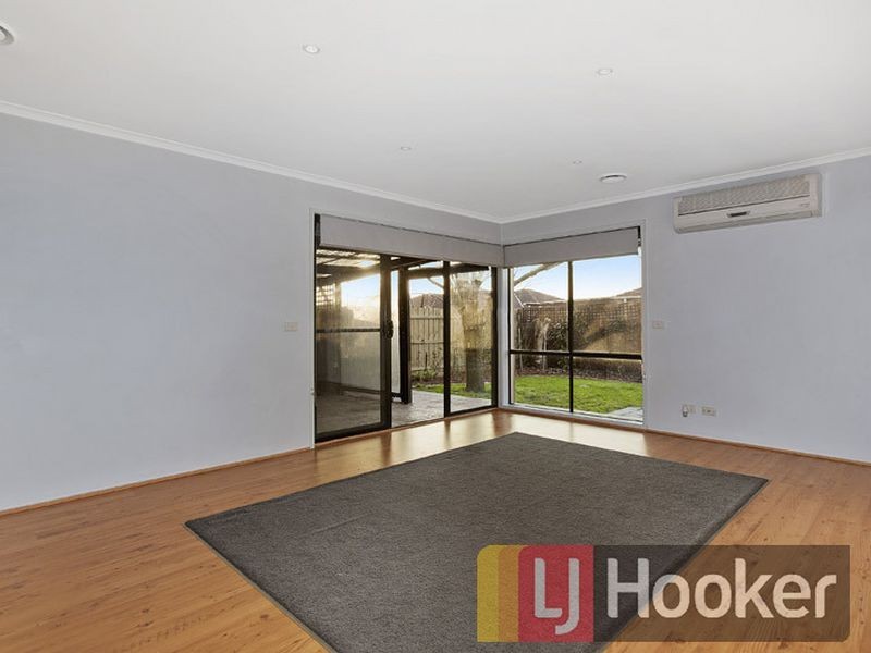 26 Lighthorse Crescent, Narre Warren South VIC 3805