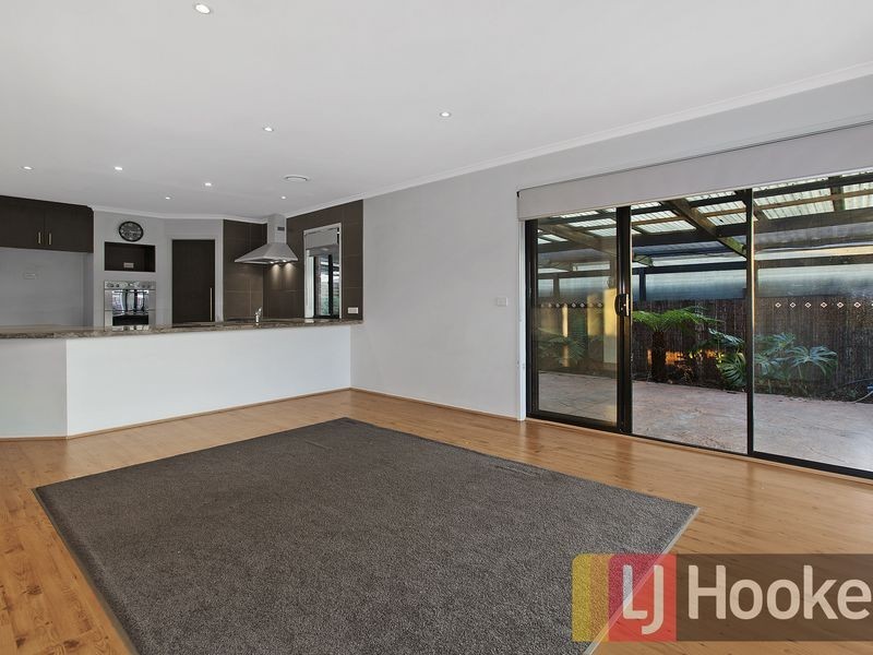 26 Lighthorse Crescent, Narre Warren South VIC 3805