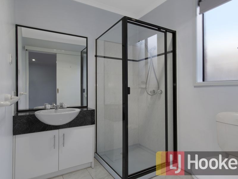 26 Lighthorse Crescent, Narre Warren South VIC 3805