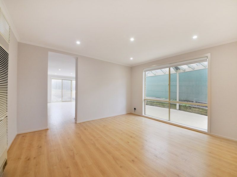 32 The Parkway, Hampton Park VIC 3976