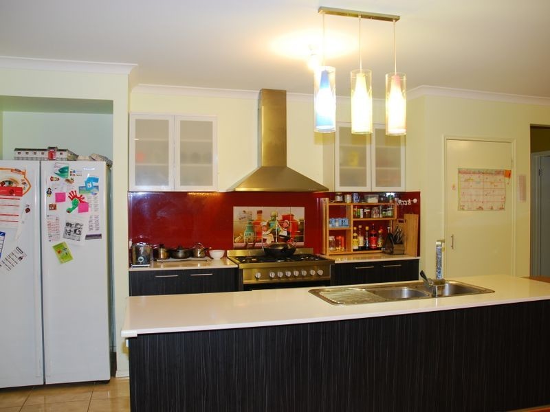 32 Sabel Drive, Cranbourne North VIC 3977