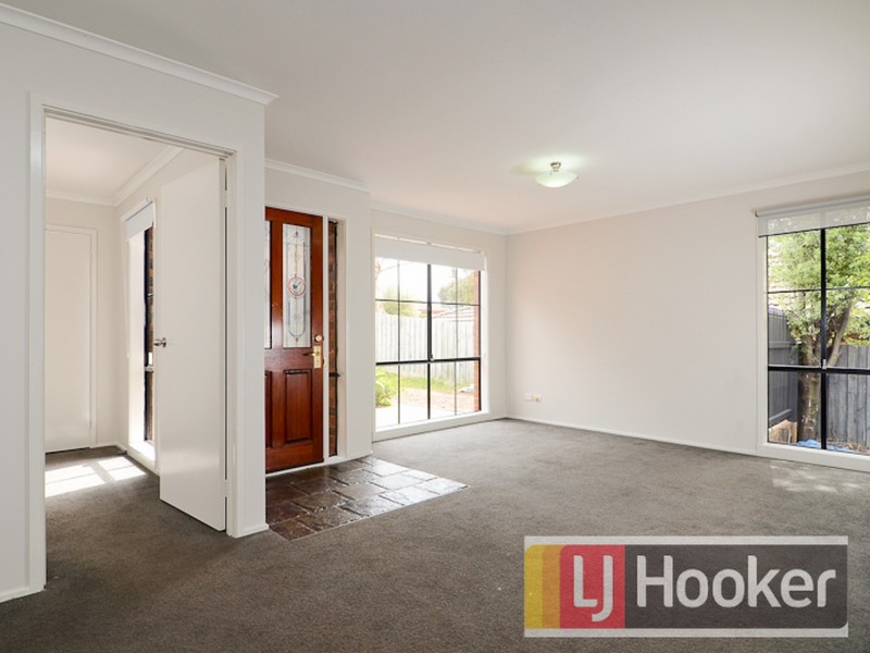27 Terrapin Drive, Narre Warren South VIC 3805