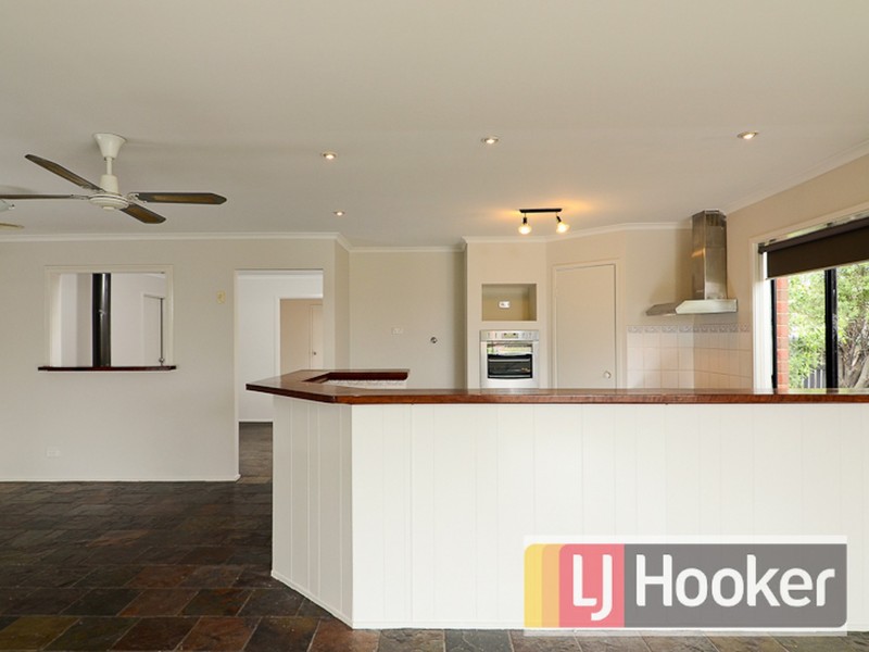 27 Terrapin Drive, Narre Warren South VIC 3805