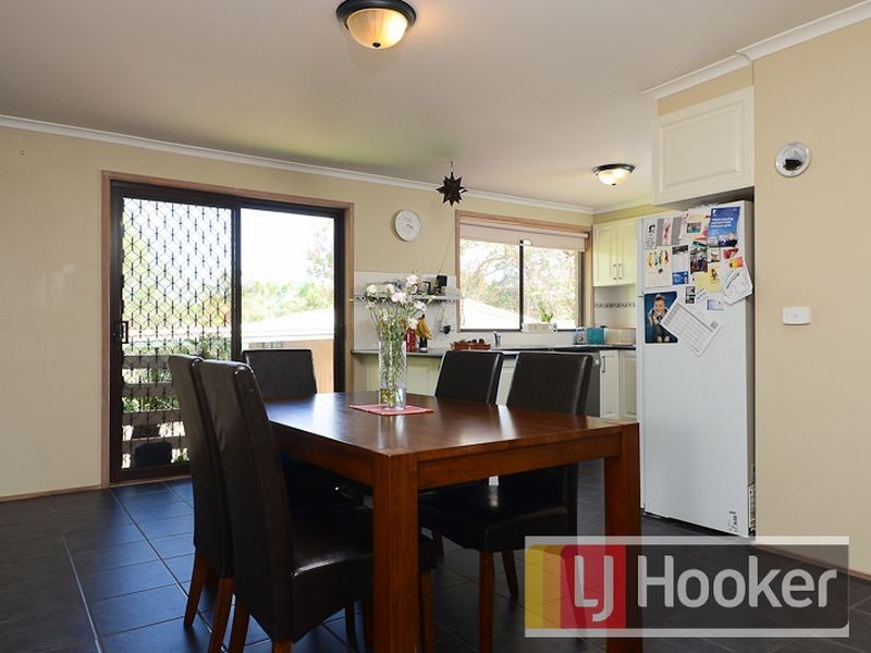 4 Tenandra Court, Berwick VIC 3806