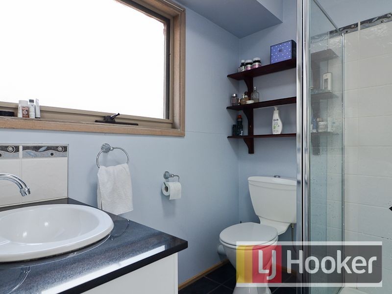 4 Tenandra Court, Berwick VIC 3806