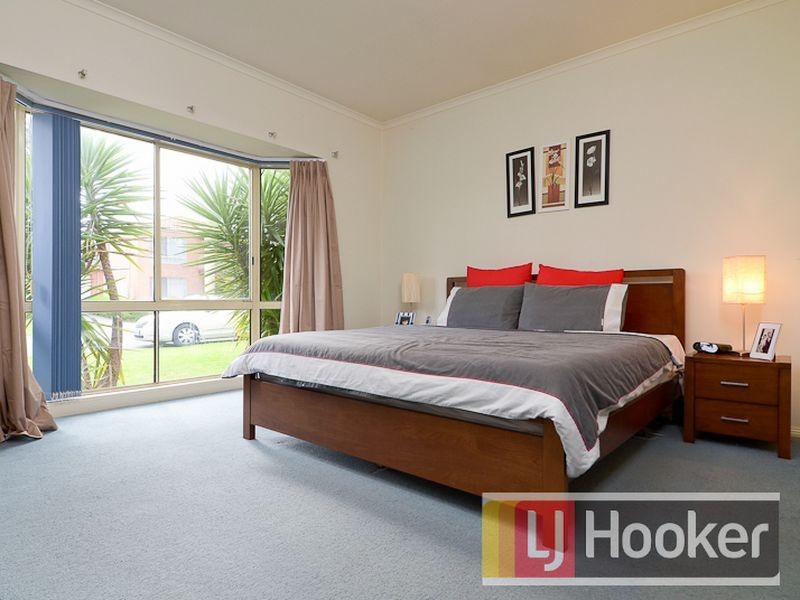 9 River Terrace, Hallam VIC 3803