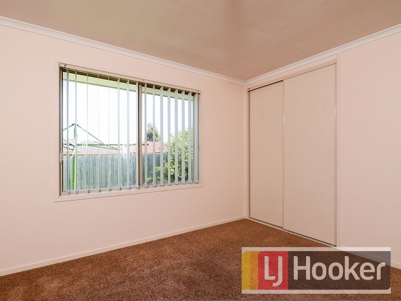 5 Farskiene Place, Hampton Park VIC 3976
